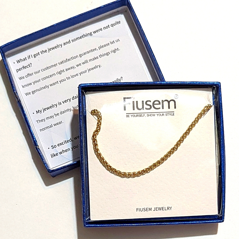 2.5mm Gold  Wheat Chain Necklace 22" NWT